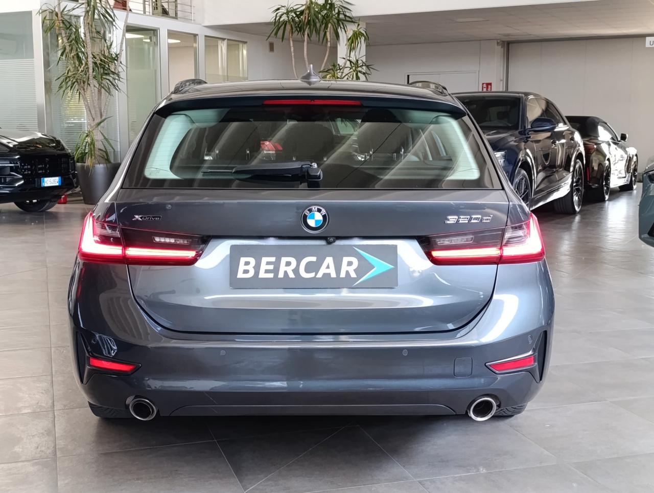 BMW 320 d Touring mhev 48V xdrive Sport auto