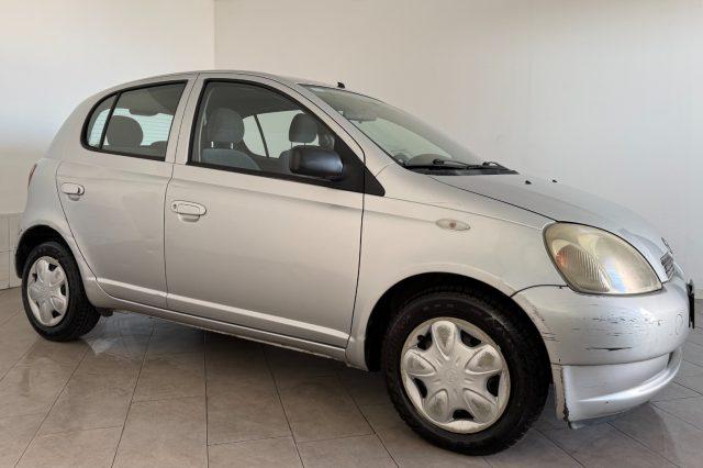 TOYOTA Yaris 1.0i 16V cat 5 porte Sol