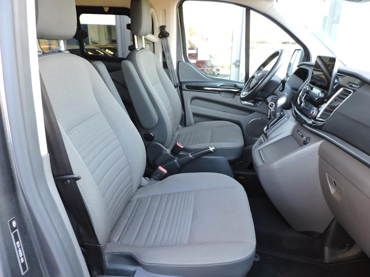 Ford Tourneo Custom 320 2.0 EcoBlue 130CV PC Titanium automatico
