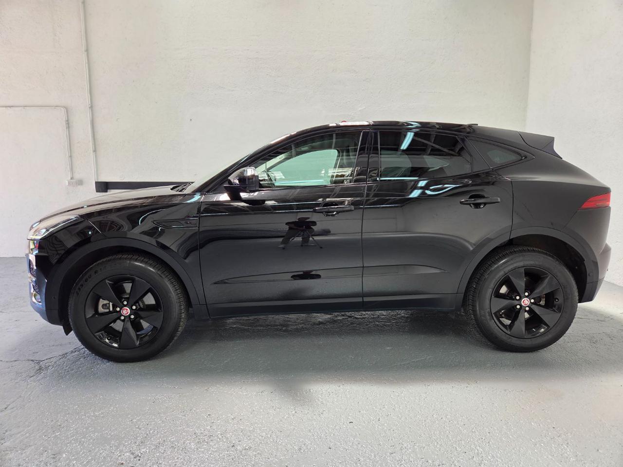 JAGUAR E-Pace (X540) E-Pace 2.0D I4 163 C...