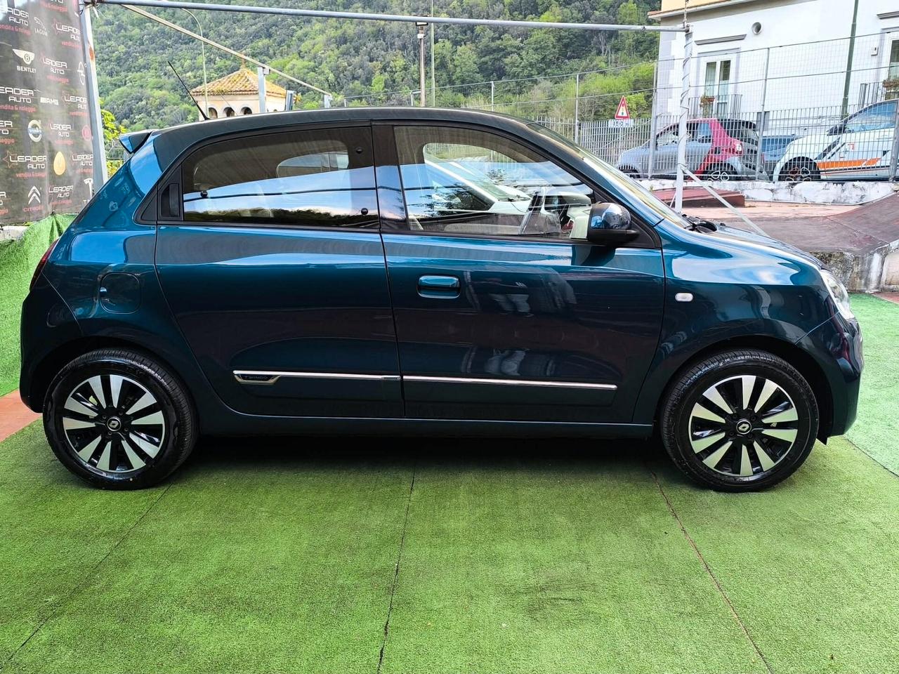 Renault Twingo SCe 65 CV Urban Night