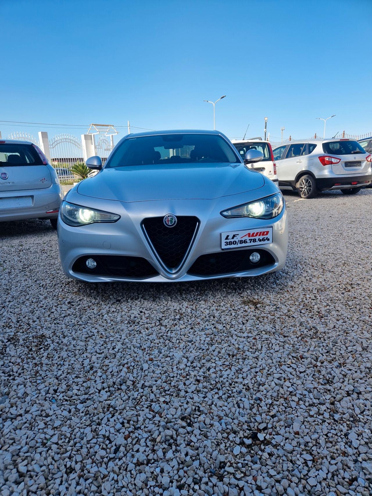 Alfa Romeo Giulia 2.2 Turbodiesel 180 CV Super automatica
