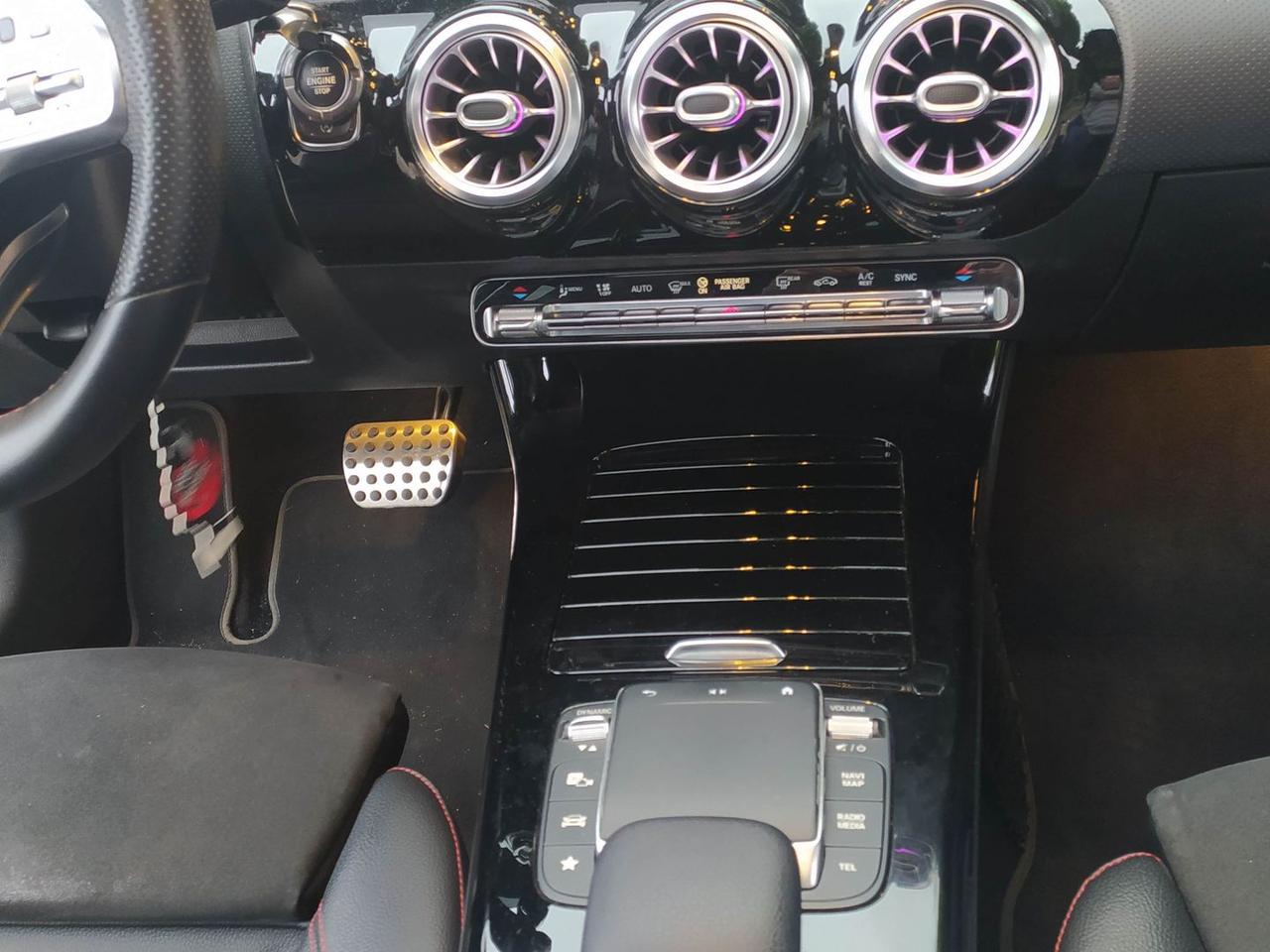 Mercedes-Benz CLA 220 Premium