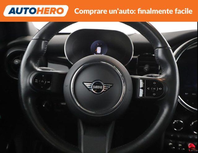 MINI Cooper 1.5 Cooper Essential 5 porte