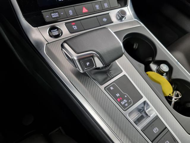 AUDI A6 Avant 40 2.0 TDI quattro ultra S tronic S line edi