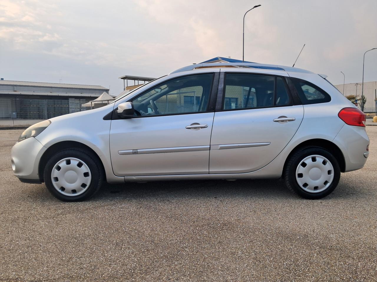 RENAULT CLIO 1.5 dci s.w.