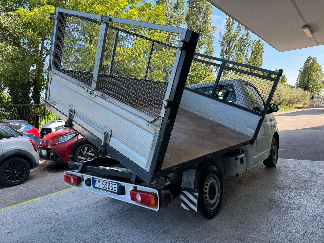 Volkswagen T6 CASSONE TRILATERALE GARANZIA 24 MESI