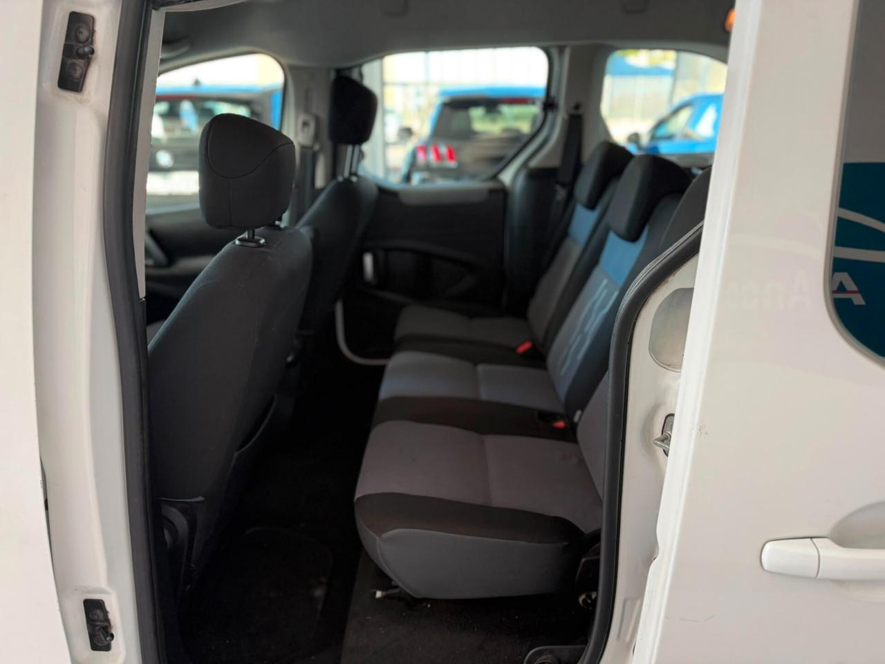 Peugeot Partner Tepee 1.6 HDi 2012