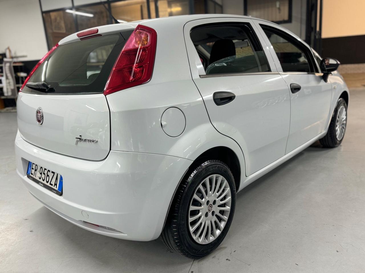 Fiat Punto 1.2 Benzina 2013 Neopatentati 95.000km