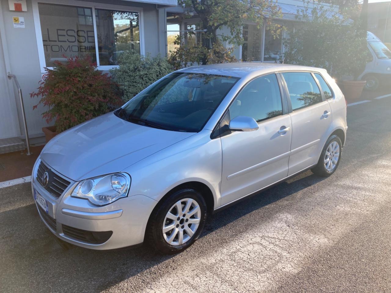 VOLKSWAGEN POLO 1.4 BENZINA (MODELLO SPORTLINE)