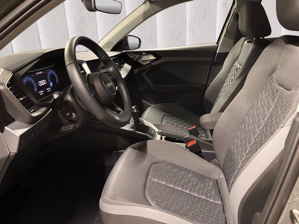 AUDI A1 Sportback 30 1.0 tfsi Identity Black 110cv s-tronic del 2024