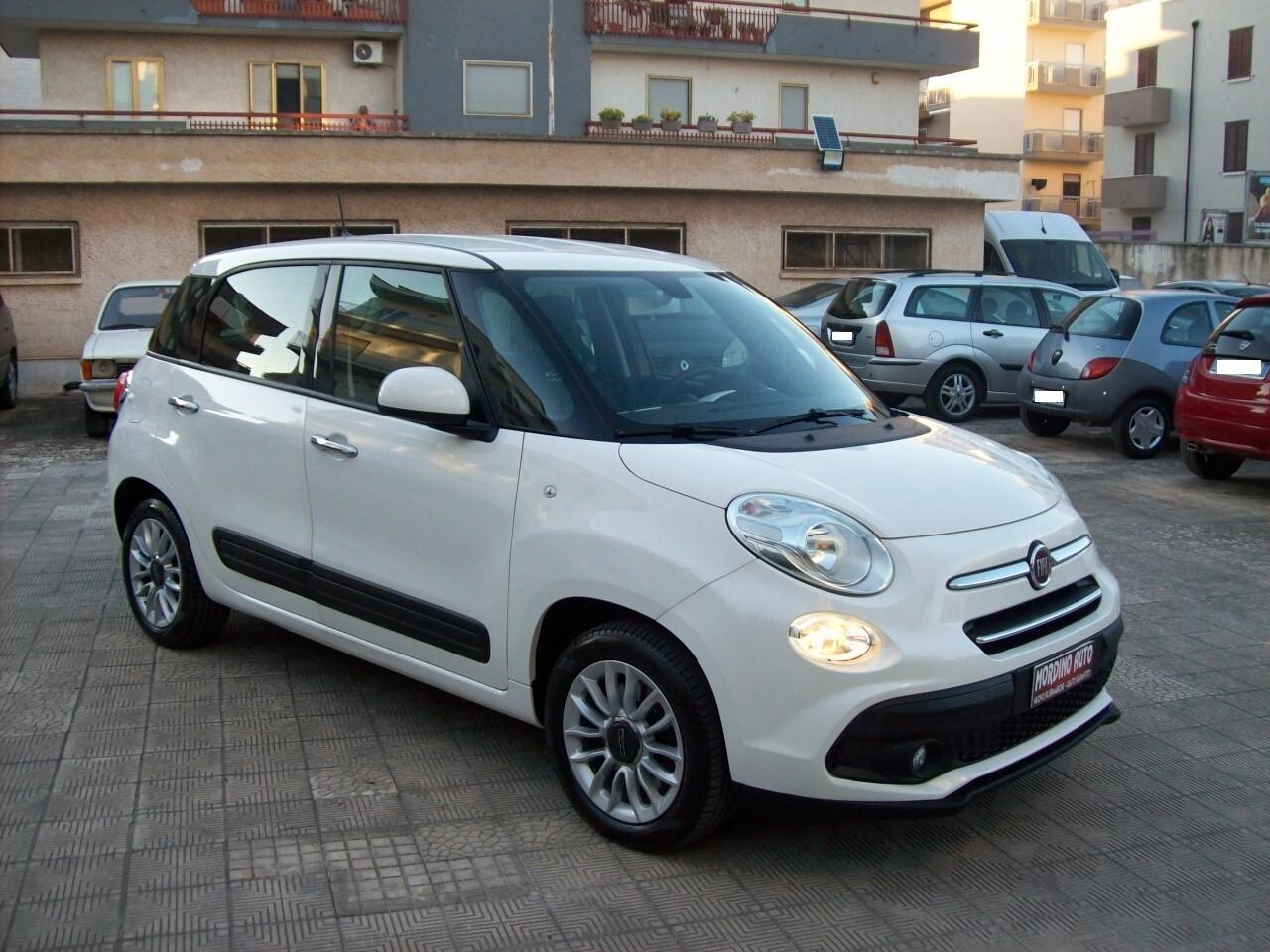 Fiat 500L Pro 1.6 MJT 120CV Lounge Navy (N1)