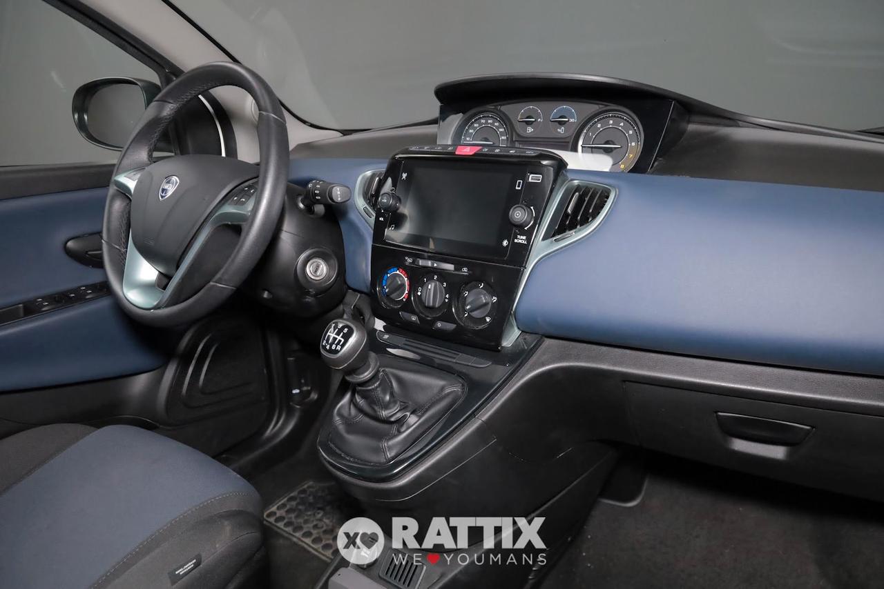 Lancia Ypsilon 1.0 Firefly Hybrid 70CV Platino