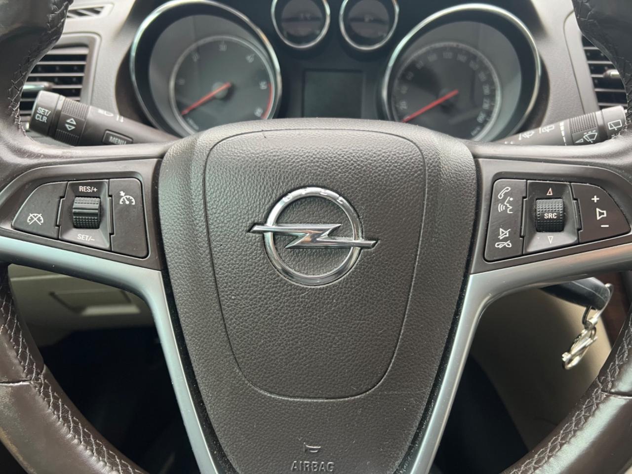 OPEL INSIGNIA AUTOMATICA DIESEL MODELLO SPORT FULL OPTIONAL