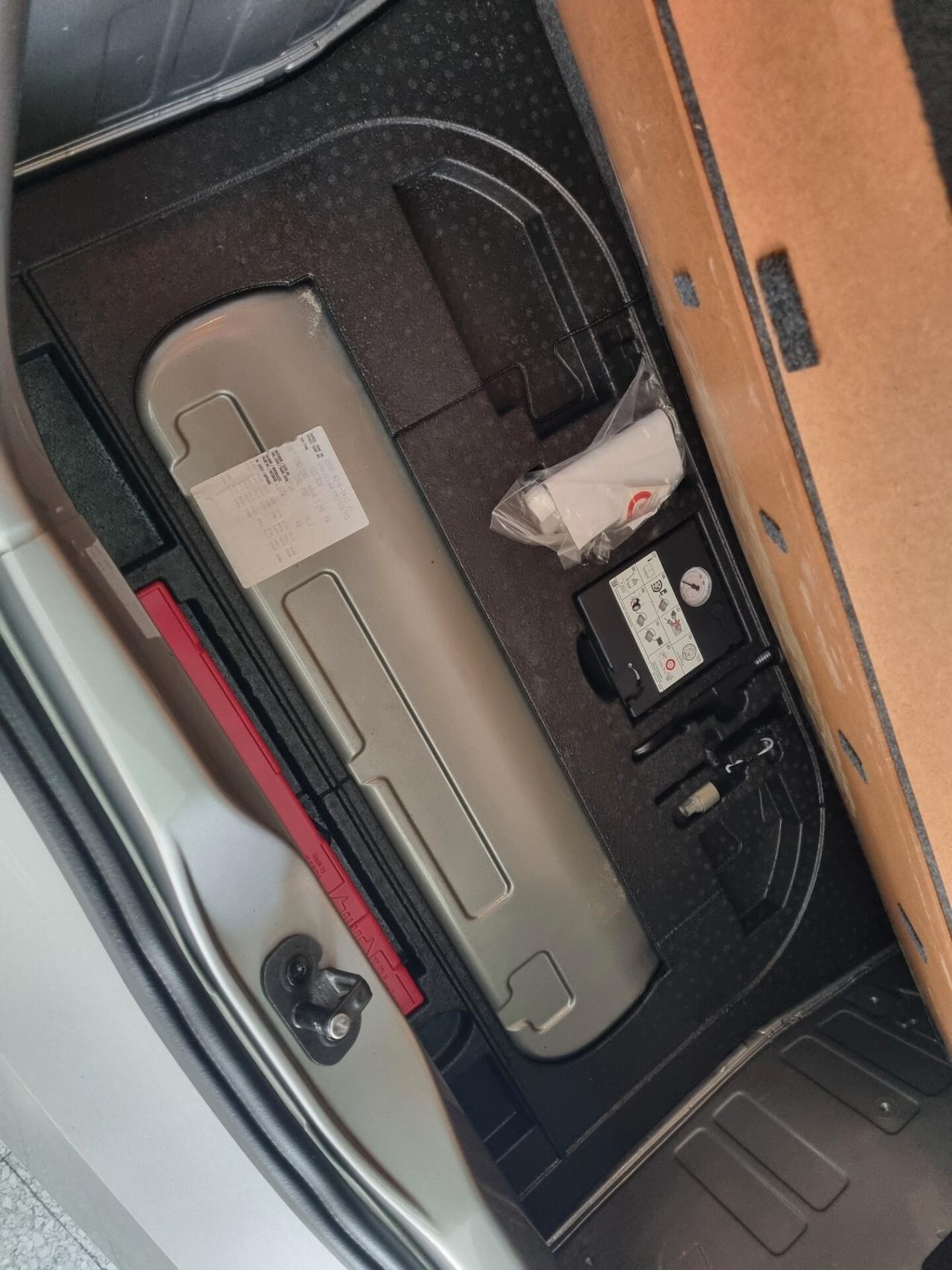 Volkswagen up! 1.0 5p. eco move TELECAMERA, LINE ASSIST