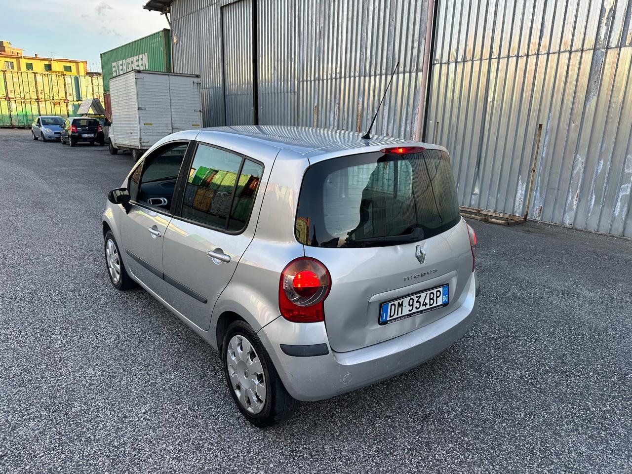 Renault Modus 1.2 16V Dynamique GPL AUTOMATICA