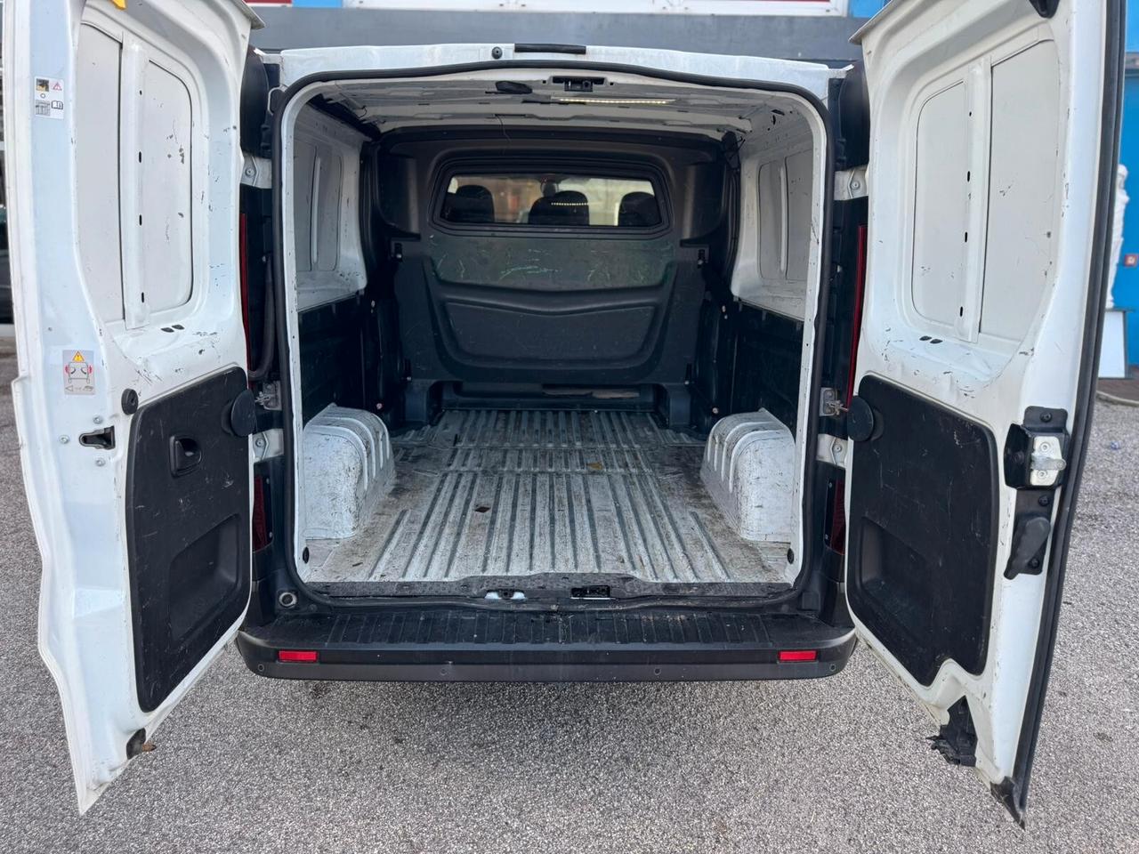 Renault Trafic T27 2.0 dCi 145CV EDC PC-TN Furgone Energy Ice