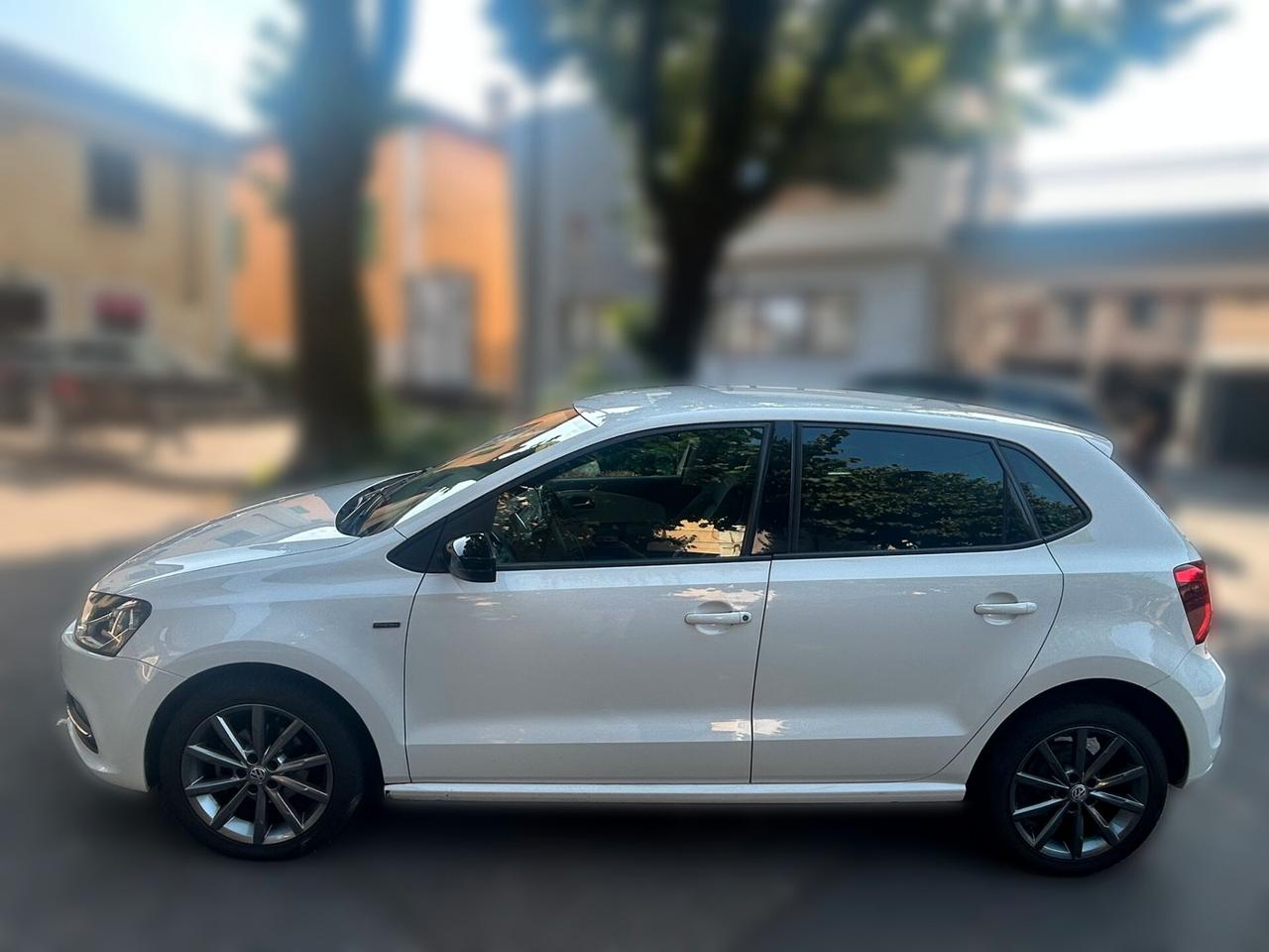 Volkswagen Polo V 2014 5p 1.0 mpi 75cv - ANCHE PER NEOPATENTATI