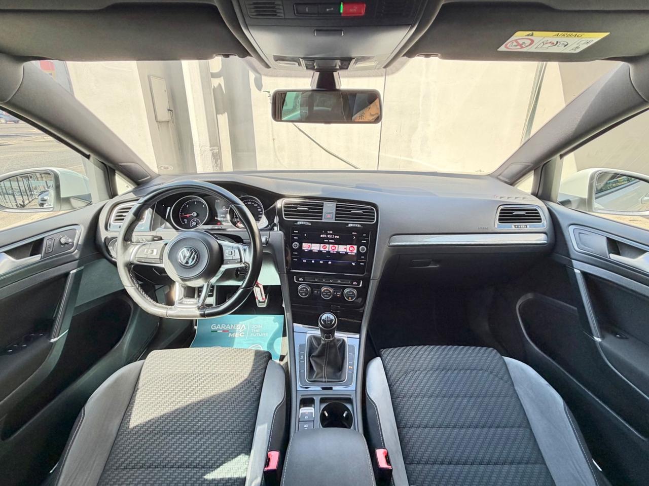 Volkswagen Golf 1.6 TDI R-Line - GARANZIA