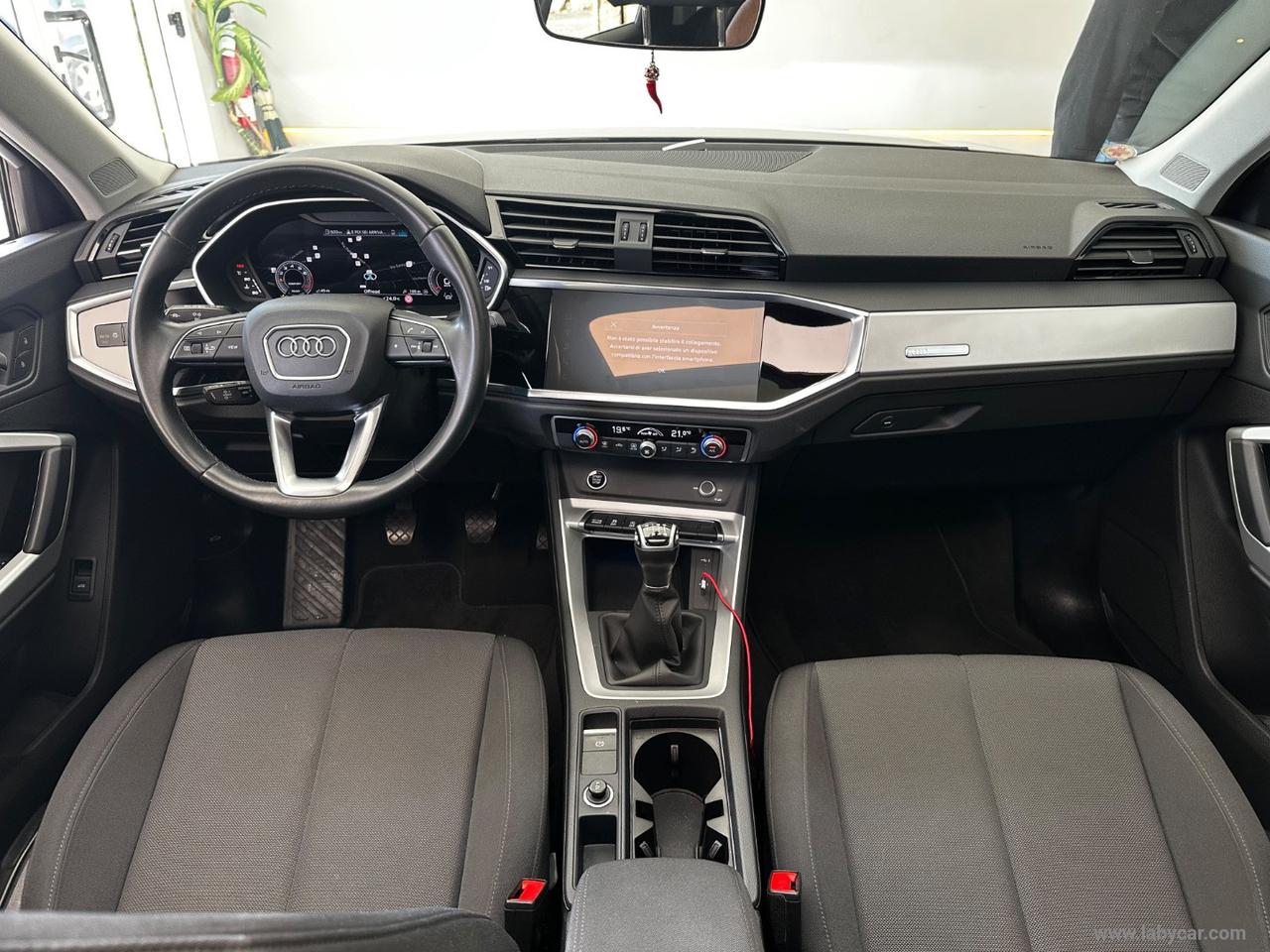 AUDI Q3 SPB 35 TFSI Business Plus