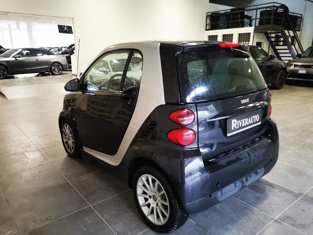 SMART fortwo 2ª serie fortwo 1000 52 kW coupé...