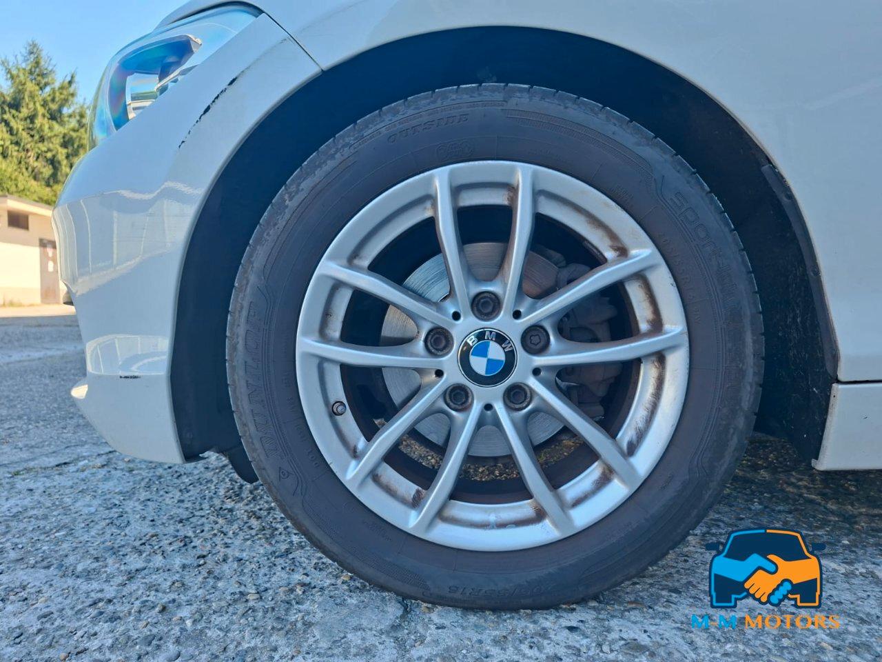 BMW 118 d Advantage 5p auto
