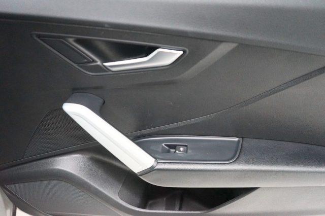 AUDI Q2 35 TDI S tronic Business Sport Uniprop.