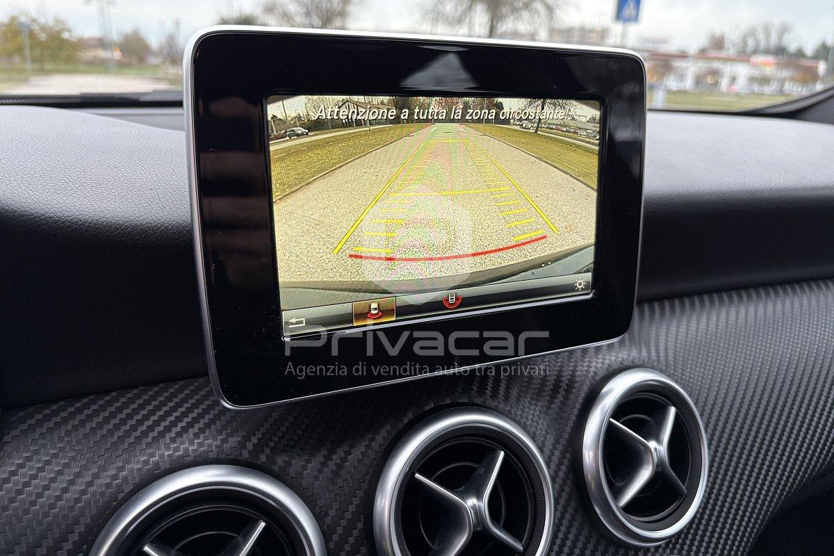 MERCEDES A 200 d Automatic Premium