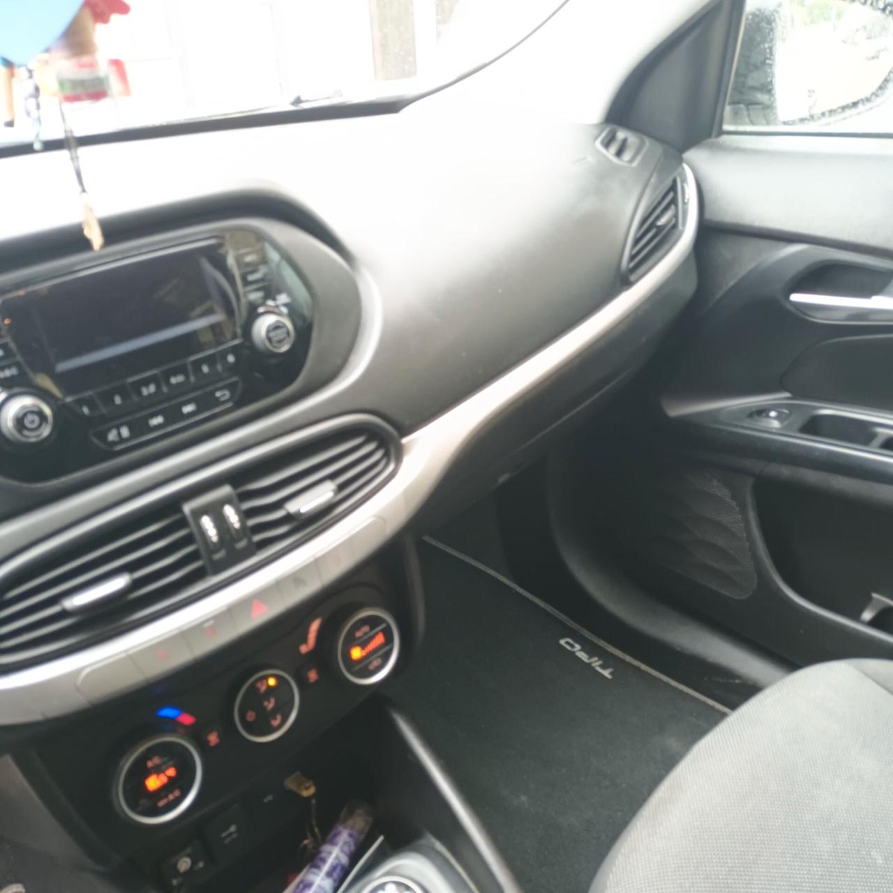 Fiat Tipo 1.4 95 cv Easy GPL