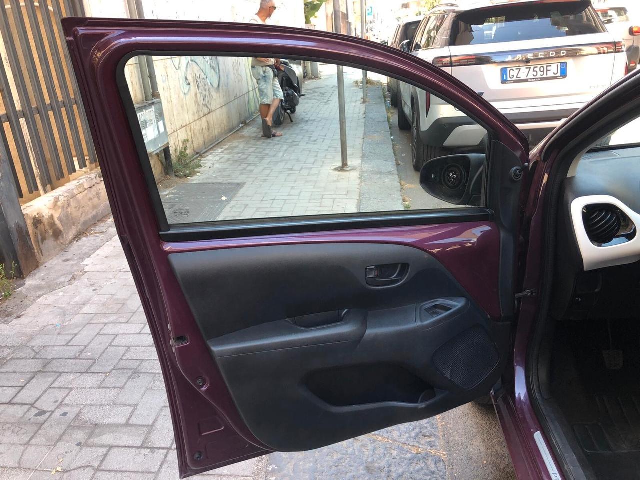 Peugeot 108 VTi 68 5 porte Allure