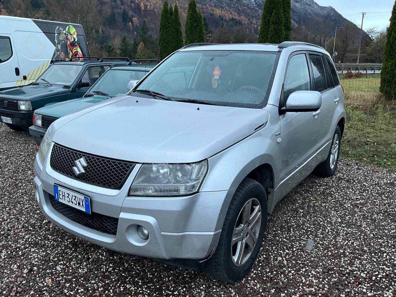 PACCHETTO PER COMMERCIANTI .Suzuki Grand Vitara 1.9 DDiS 3 porte