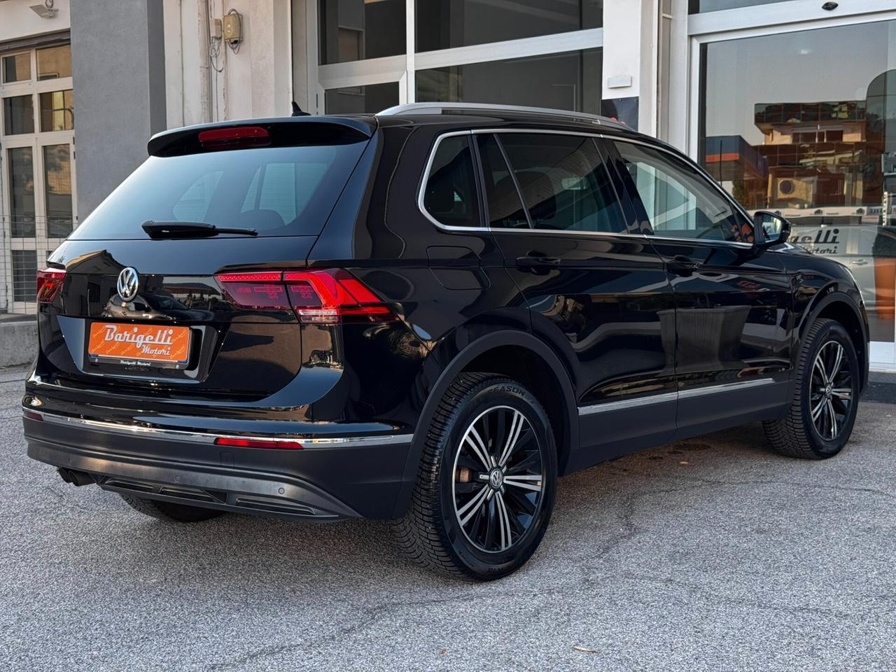 Volkswagen Tiguan 2.0 TDI SCR DSG 4MOTION Executive BMT