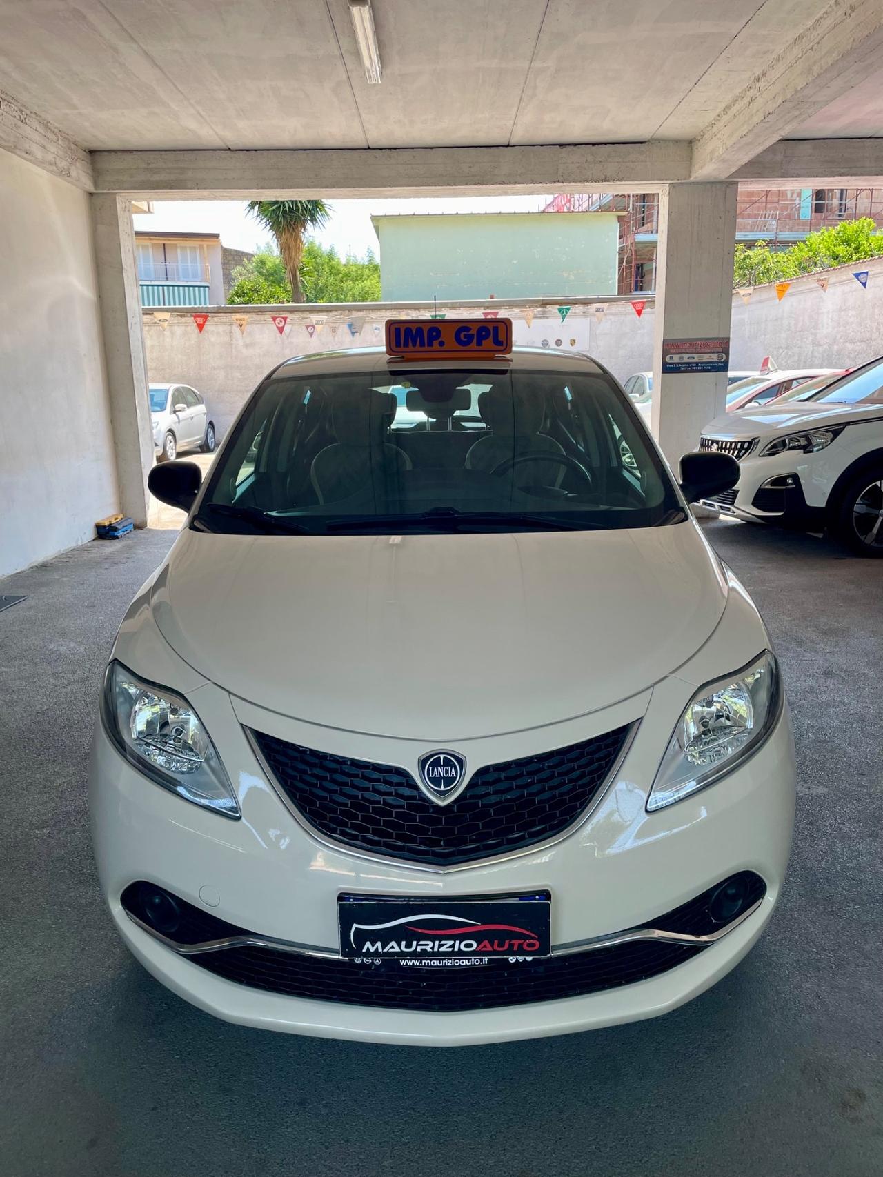 Lancia Ypsilon 1.2 69 CV 5 porte GPL Ecochic Mya perfetta in tutto