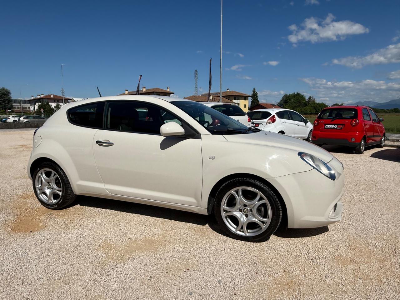 Alfa Romeo MiTo 1.4 T 120 CV GPL DI SERIE Distinctive Sport Pack