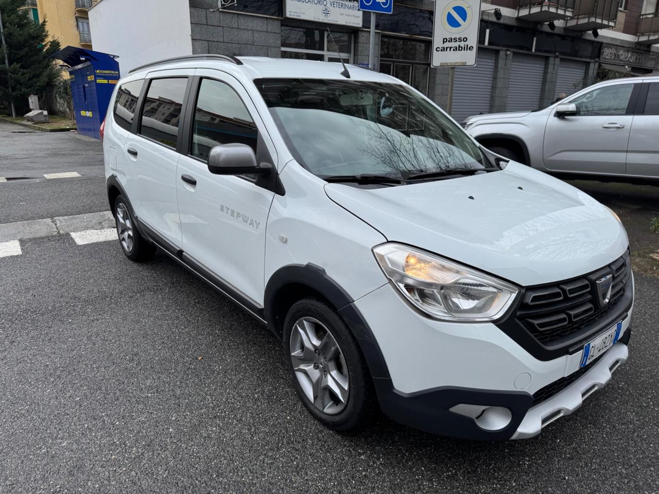Dacia Lodgy ioni veicolo Tipo: Autoveicolo/Altro GL482YC Condividi Scheda ('12'-'22') Stepway