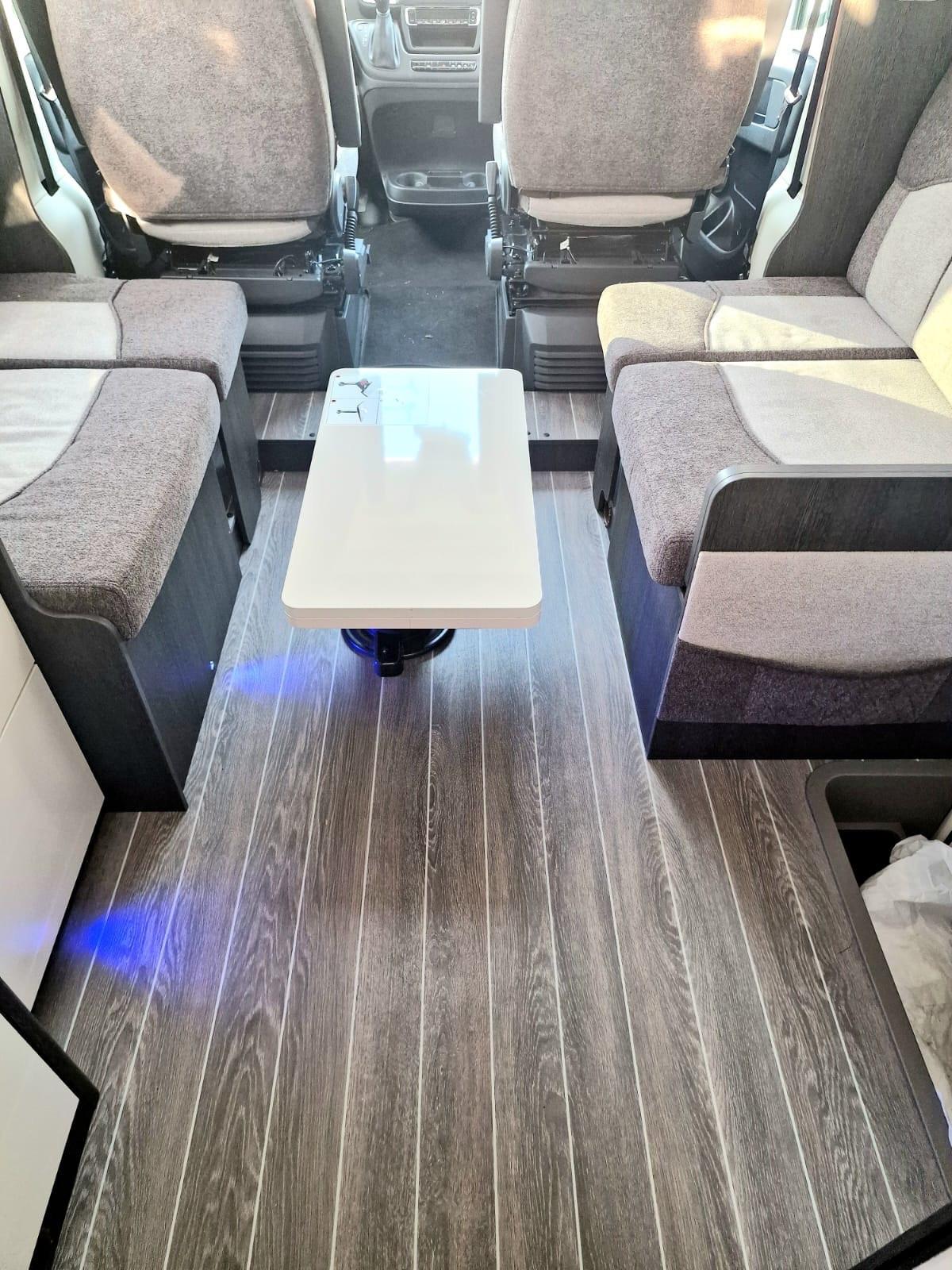 Roller Team semi integrale del 2025 in saldo 700