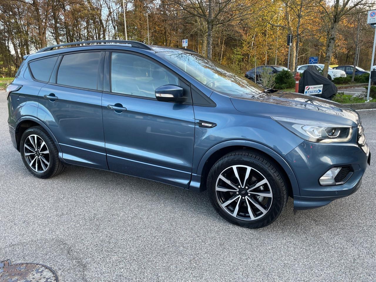 Ford Kuga 1.5 EcoBoost 120 CV S&S 2WD ST-Line