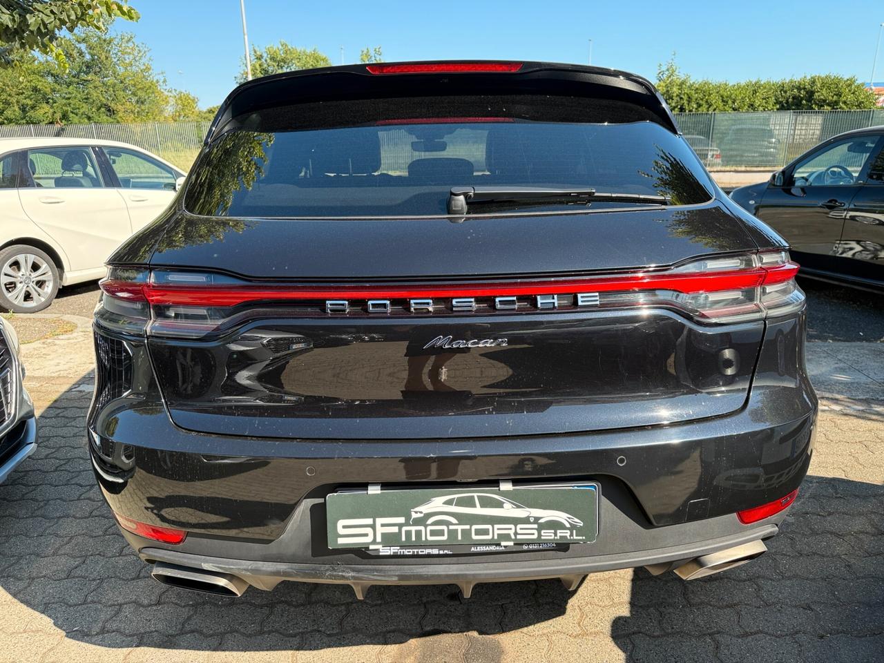 Porsche Macan 2.0 Black Edition