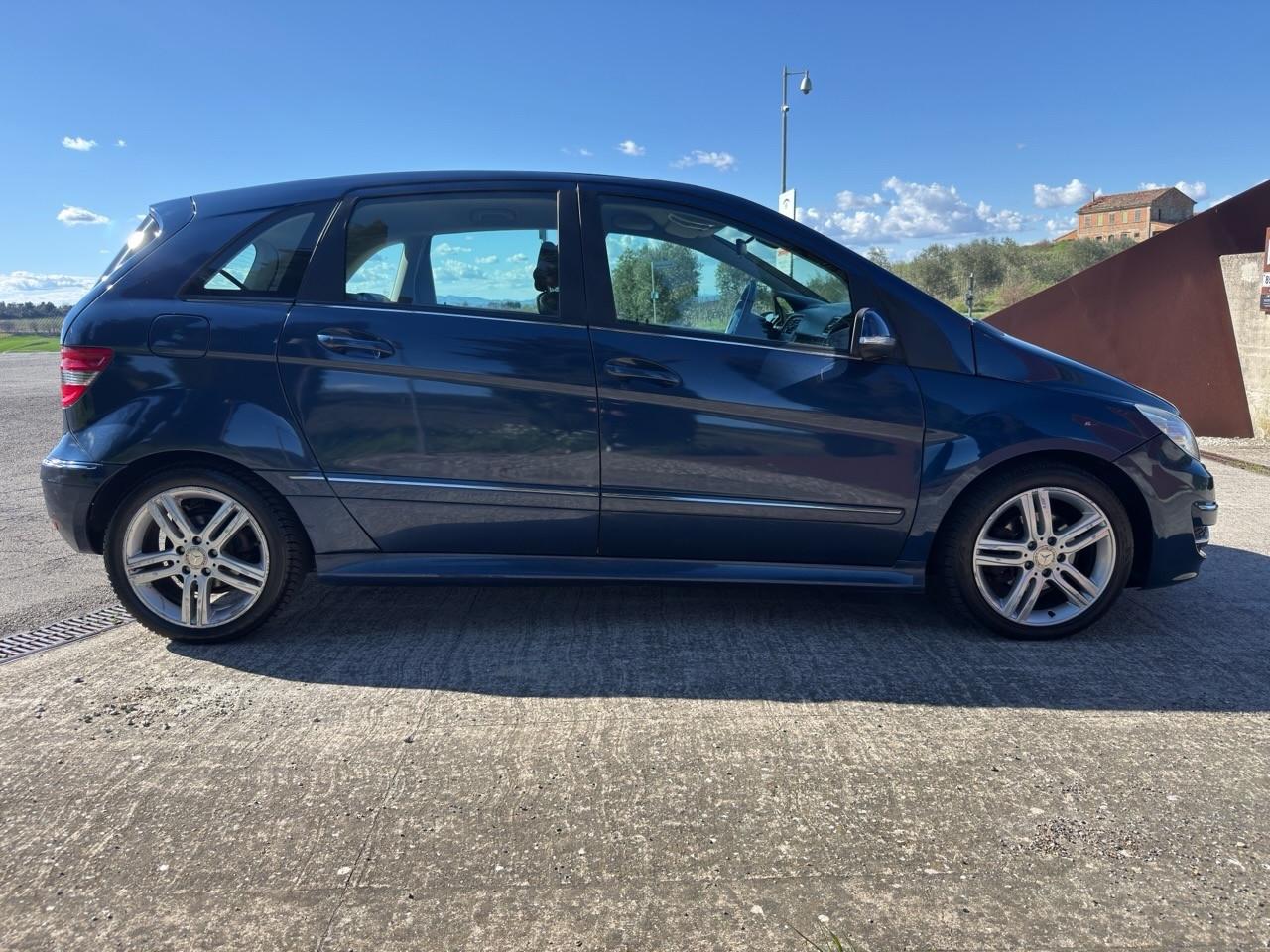 Mercedes-benz B 180 CDI BlueEFFICIENCY Premium