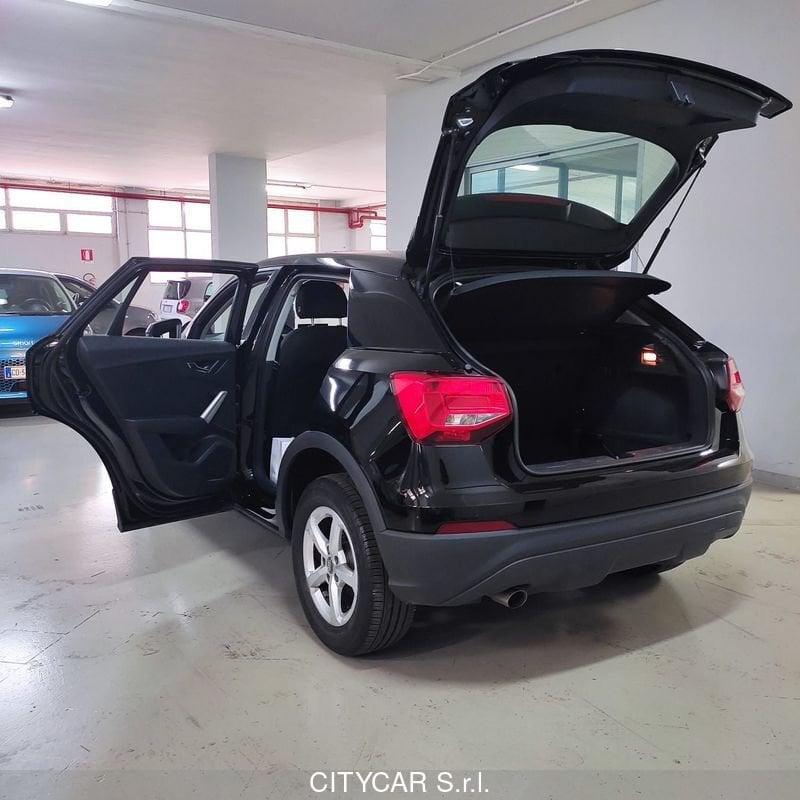 Audi Q2 30 TDI S tronic Business