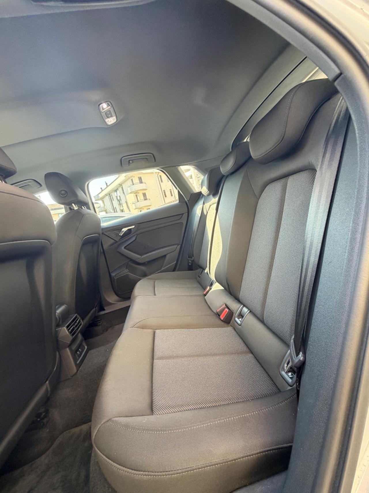 Audi A3 SPB 35 TDI S tronic line edition