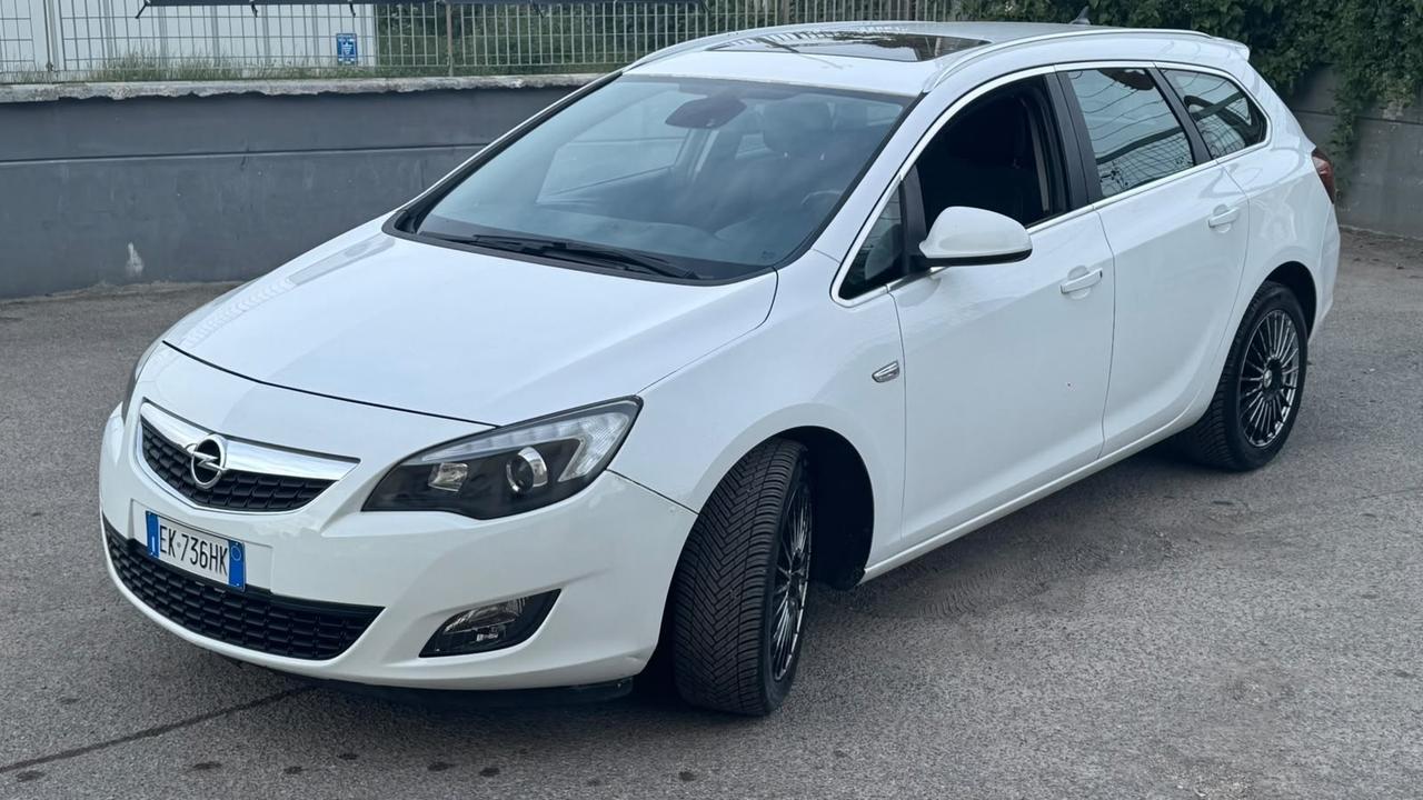 Opel Astra 2.0 CDTI 165CV Sports Tourer aut. Cosmo S
