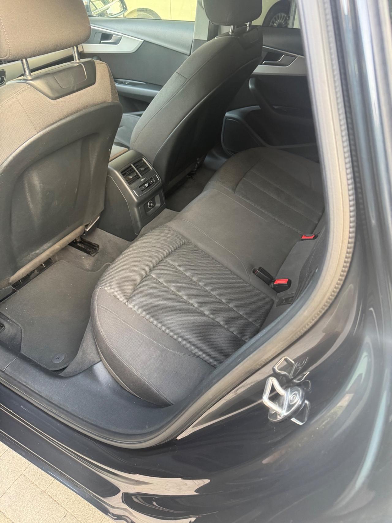 Audi A4 35 TDI S tronic Design
