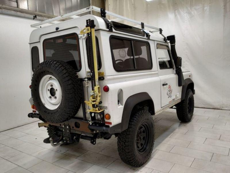 Land Rover Defender 90 2.4 td E SW