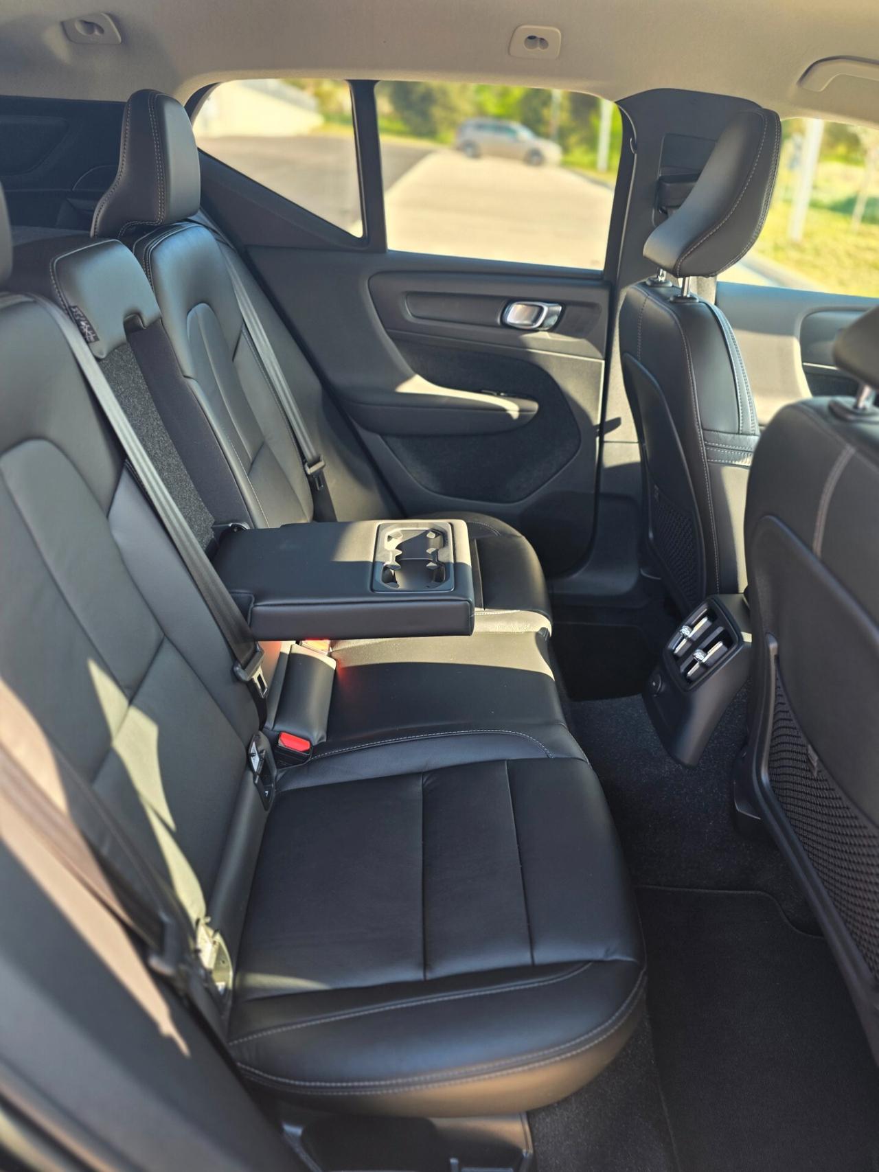 Volvo XC 40 T4 Core Recharge Plug-in Hybrid 211 cv