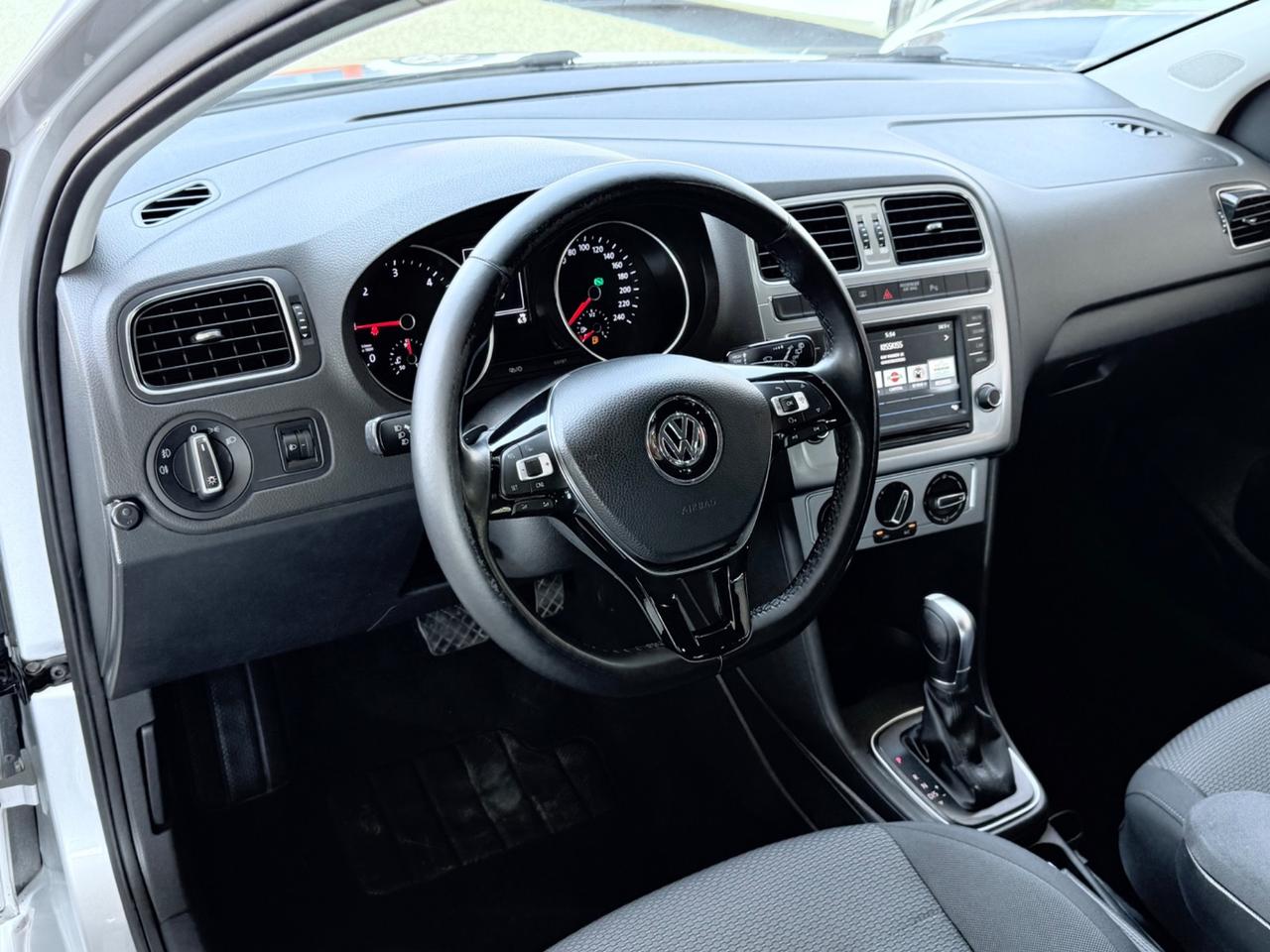 Polo 1.4 TDI- DSG-UNIPRO-RATE-BLACK PACK