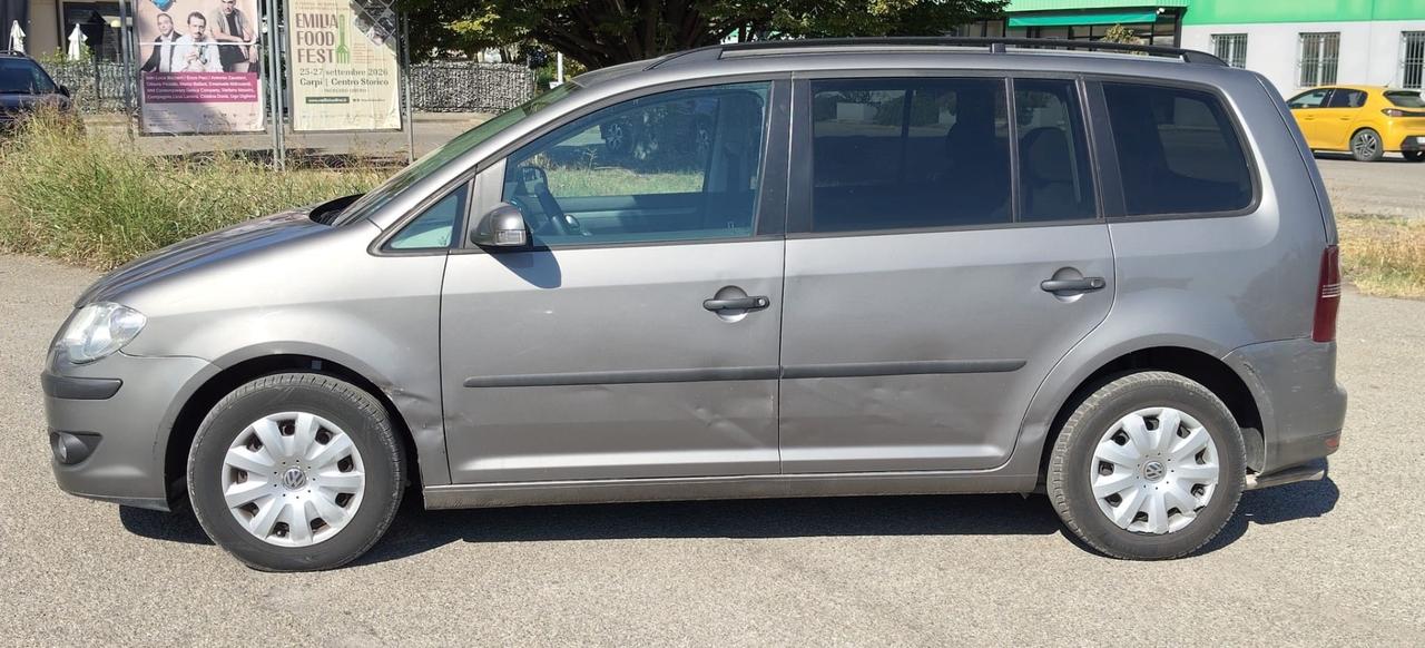 Volkswagen Touran 2.0 Conceptline Ecofuel