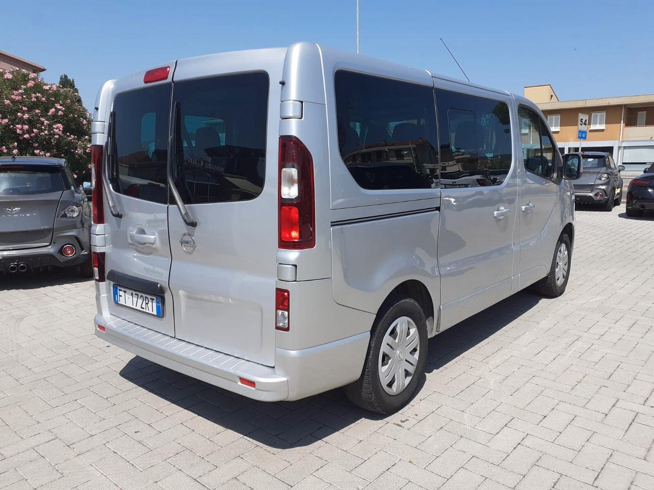 Opel Vivaro 1.6 CDTI 120CV 9 posti pulmino