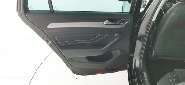 VOLKSWAGEN Passat Variant 2.0 TDI SCR EVO DSG Executive