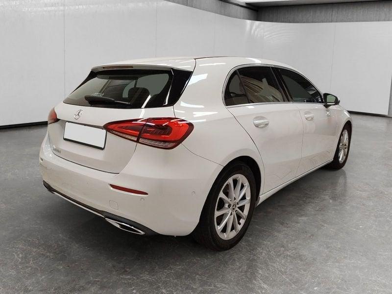 Mercedes-Benz Classe A A 180 d Sport auto